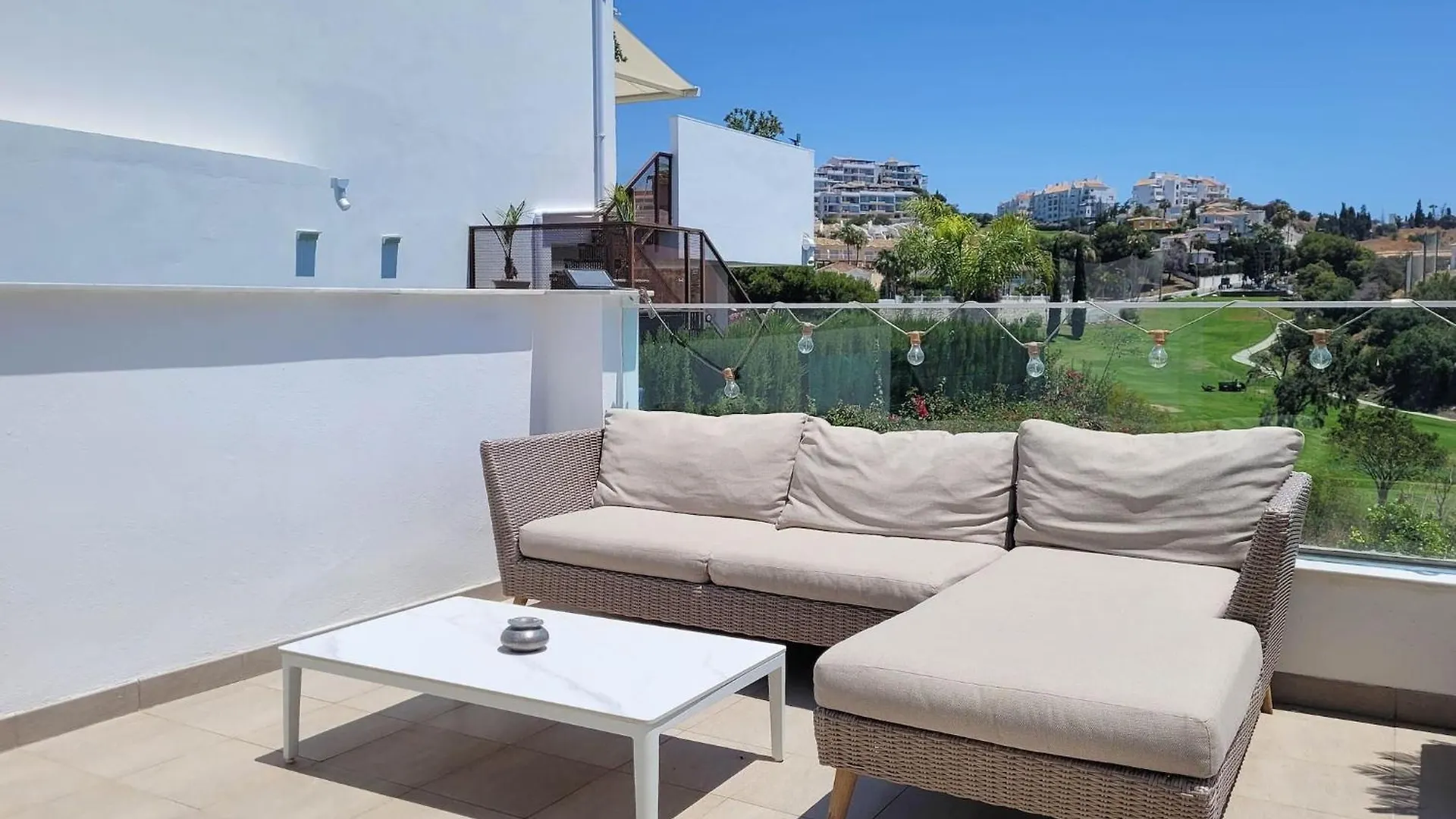 Casa Blanca - Riviera Del Sol, Private Pool Villa MIJAS COSTA 0*,  Spain